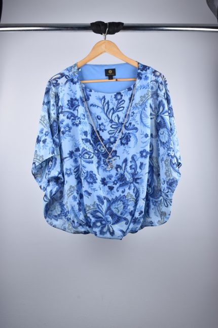 Blusas de gasa con cadenas incorporadas