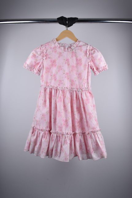 Vestido rosado con flores