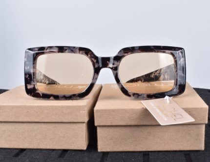 Lente marca Rachel de dama con factor UV