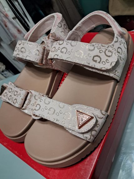 Sandalias de mujer marca Guess super cómodas (PROXIMAMENTE) – reserva